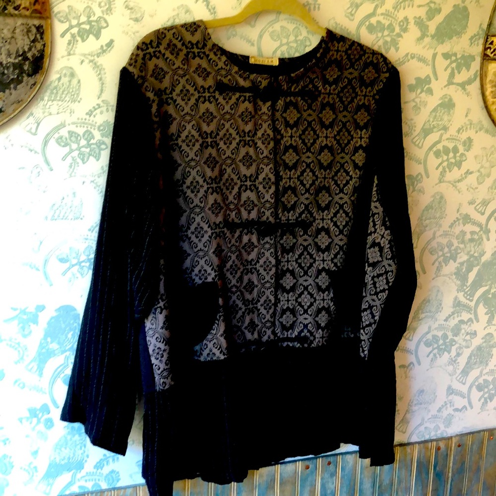 Tapestry print top